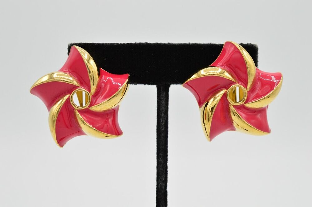 Vintage Wind Pinwheel Clip On Earrings Pink Enamel Gold Star Wheel 1980s Bin1